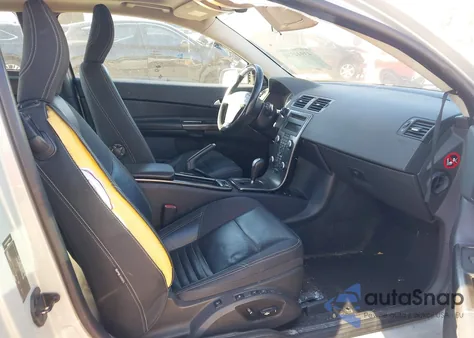 2011 Volvo C30 T5/T5 R-Design из США, поврежденный, VIN YV1672MK0B2192146